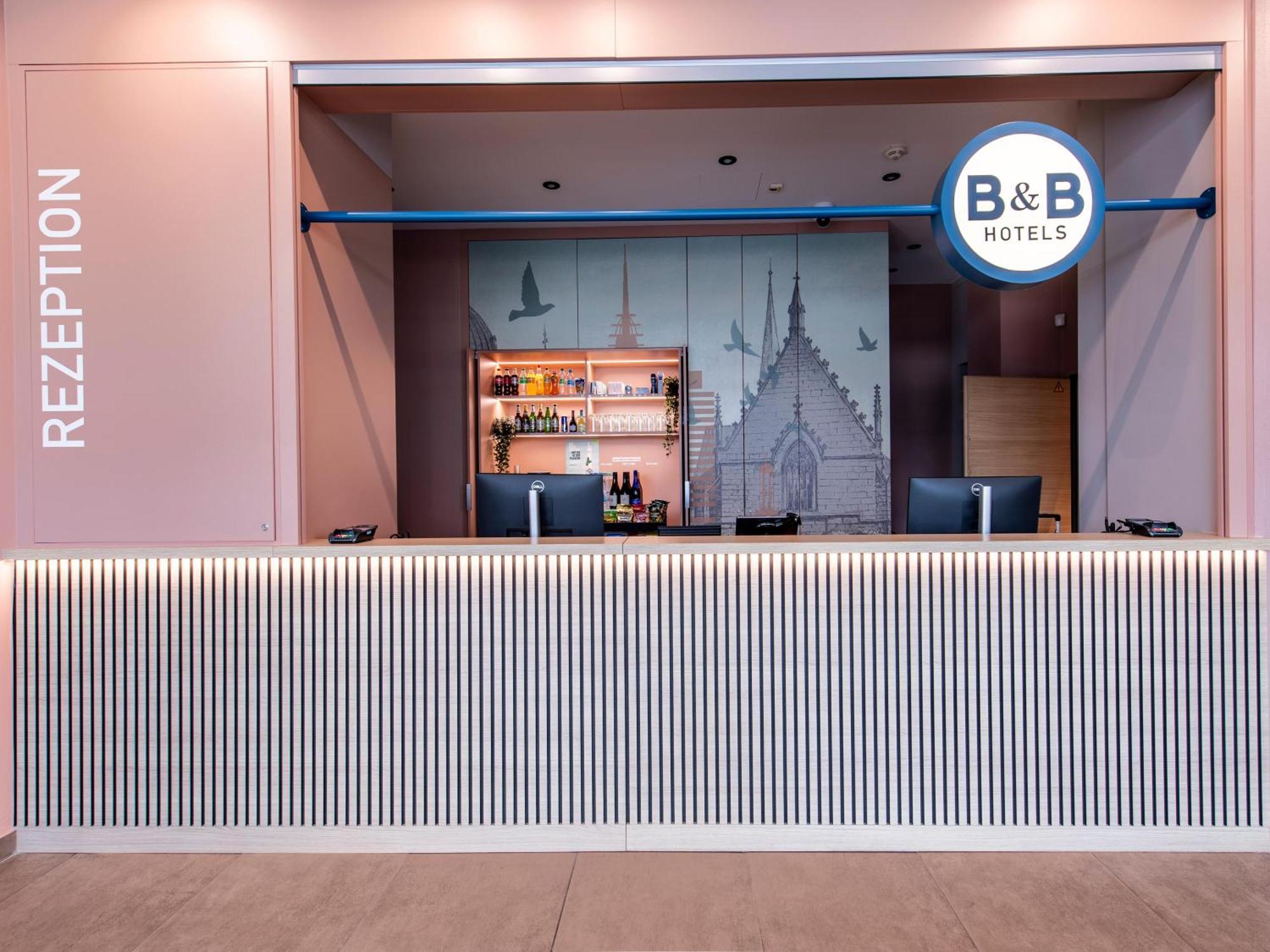 B&B Hotel Nuernberg-Hbf ภายนอก รูปภาพ