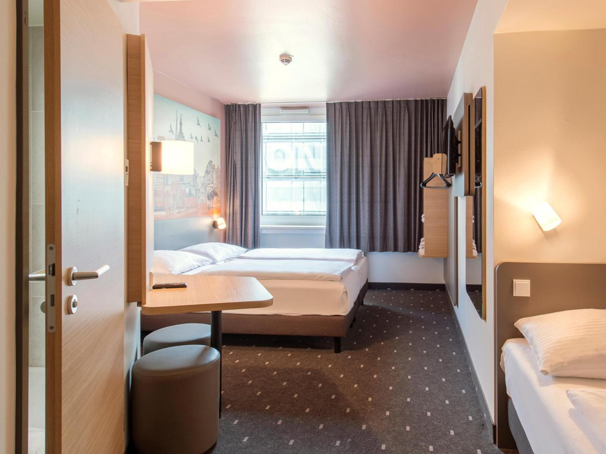 B&B Hotel Nuernberg-Hbf ภายนอก รูปภาพ